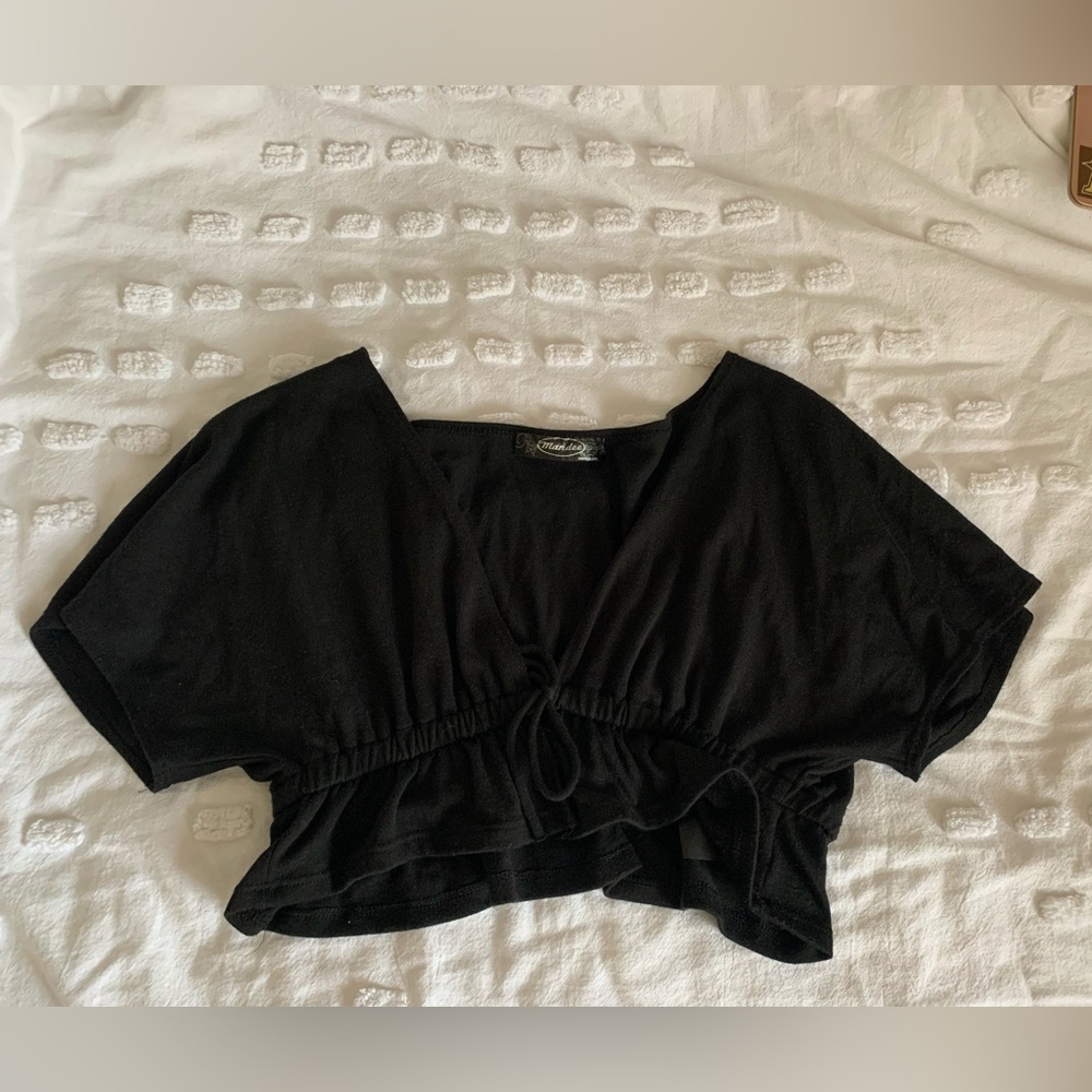 Black tie front crop top